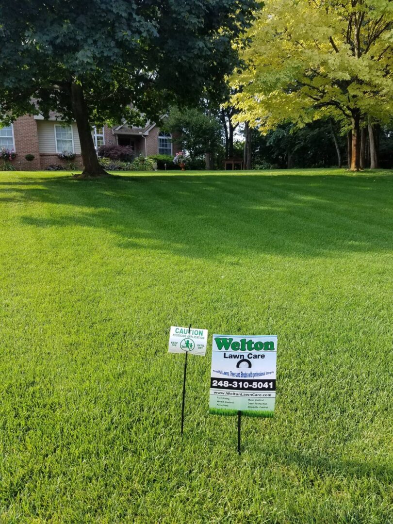 Welton Lawn Sign